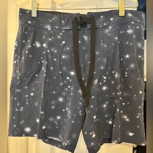 lululemon athletica Gray Starry Men's Shorts NWT size 34